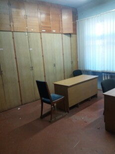 Полтавська обл., Кременчуцький р-н, м. Кременчук, вулиця Соборна, 17. Оренда – приміщення 1-го поверху площею 22,70 кв.м. (В)