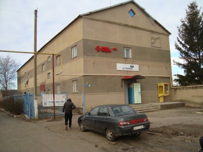 Одеська обл., Березівський р-н смт. Ширяєве, вул. Грушевського, буд.139. Оренда – приміщення 1-го поверху загальною площею 82,60 кв.м (В)