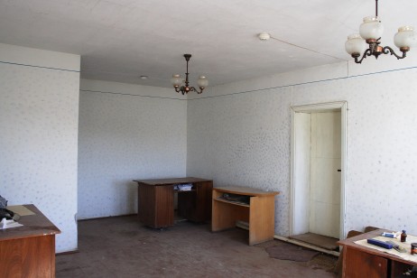 Івано-Франківська обл., Калуський р-н, смт. Рожнятів, площа Єдності, 9. Оренда – приміщення 3-го поверху площею 109,60 кв.м. (В)