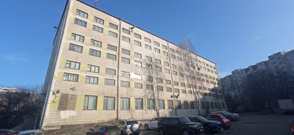 м. Київ, вул. Макіївська, 3, літ. «А» (Оболонський р-н) Оренда – приміщення на 1-му поверсі, площею 53,20 кв.м (В)