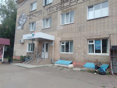 Чернігівська обл., м. Ніжин, пл. Заньковецької, 4.Оренда – група приміщень 1-го поверху площею 65,50 кв.м.(В)