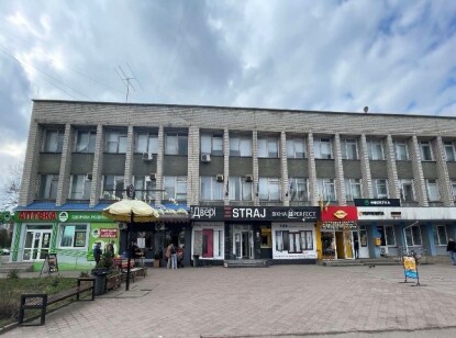 Львівська обл., м. Червоноград, вул. Шептицького, 1а. Оренда – приміщення 1-го поверху площею 20,80 кв.м. (В)