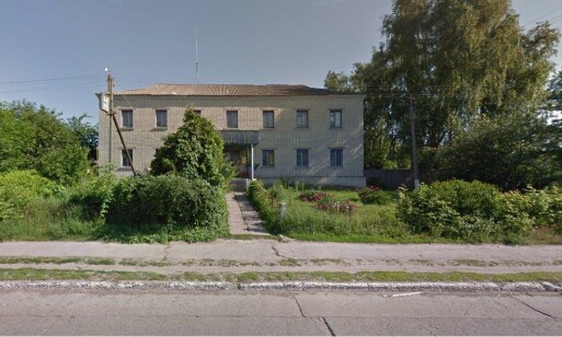 Чернігівська обл., с. Нова Басань, вул. Шевченка, 43. Оренда – офісне приміщення 1-го поверху площею 27,1 кв. м. (В) 