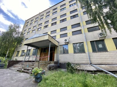 м. Київ, вул. Макіївська, 3     Оренда – приміщення 1-го поверху площею 86,10 кв.м. (П)