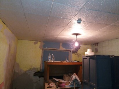 Вінницька обл., смт. Чернівці вул. Свято-Миколаївська, 95В;  Оренда – приміщення виробничої будівлі площею 23,2 кв.м. (В)