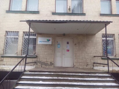 Вінницька обл., Тульчинський р-н, смт. Крижопіль, вул. Чабанюка, 1;   Оренда – приміщення 2-го поверху площею 18,8 кв.м. (В)