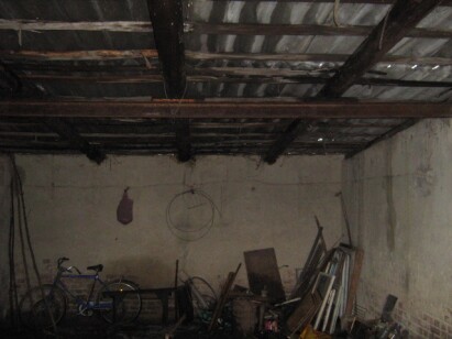 Рівненська обл., м. Здолбунів, вул. Тиха, 26. Оренда – будівля з надвірними спорудами площею 158,3 кв.м. (В)