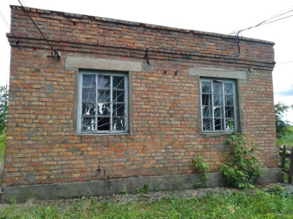 Кіровоградська обл., м. Новоукраїнка, вул. Панаса Мирного, 1а. Оренда – частина одноповерхової будівлі площею 19,90 кв.м. (В)