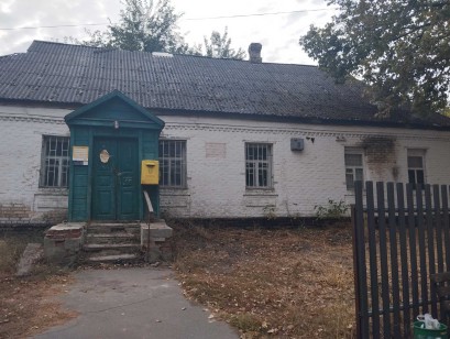 Полтавська обл., Миргородський р-н, с. Великі Сорочинці, вулиця Краснопільська, 8. Оренда – приміщення будівлі, загальною площею 36,60 кв.м. (В)