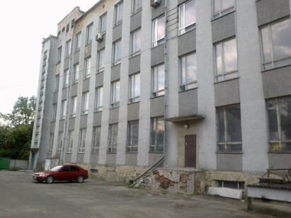 Рівненська обл., м. Острог, просп. Незалежності, 7. Оренда – приміщення 2-го поверху