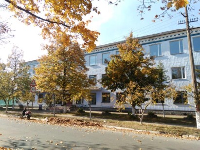 Чернігівська обл.,м. Сновськ, вул. Миру, 51-А. Оренда – приміщення 2-го поверху