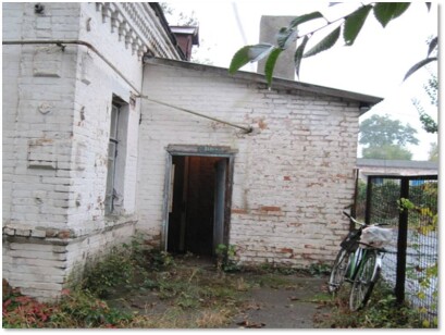 Полтавська обл., Глобинський р-н, смт. Градизьк, вул. Героїв Дніпра, 15. Оренда – частина будівлі