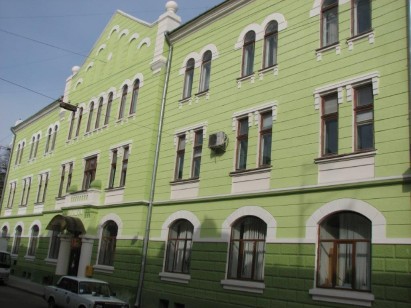 Львівська обл., м. Стрий, вул. Поштова, 3. Оренда – приміщення 1-го поверху триповерхової нежитлової будівлі площею 62,00 кв. м (В)