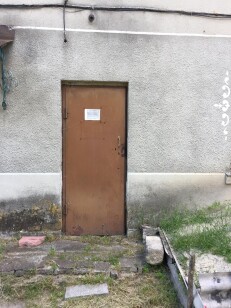 Київська обл., Кагарлицький р-н, с. Шубівка, вул. Фіалкова, 1-А, літ. «А» (В). Оренда – приміщення 1-го поверху площею 30,0 кв.м.