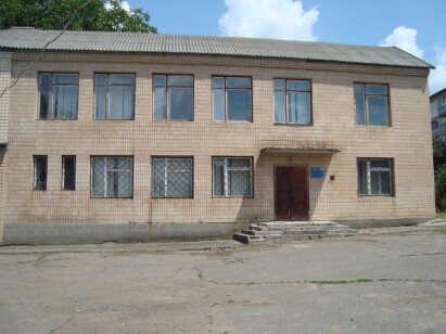 Одеська обл., Подільський р-н, смт. Окни, вул. К.Маркса, 11. Оренда – приміщення 1-го поверху площею 16,30 кв.м. (В)