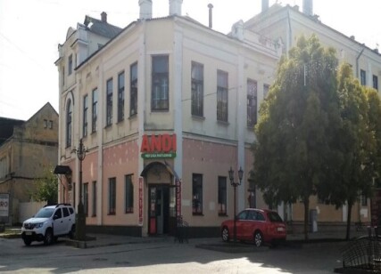 Сумська обл., м. Суми, вул. Воскресенська, буд. 16.Оренда – частина 1-го, 2-го поверху та мезонін площею 220,30 кв. м. (В)