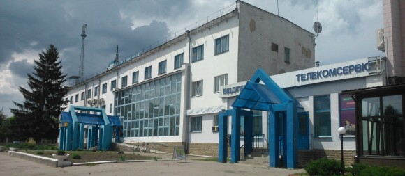 Сумська обл., м. Конотоп, пл. Миру, буд. 4. Оренда – приміщення 2-го поверху площею 17,40 кв.м. (В)