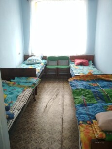 Сумська обл., м. Тростянець, вул. Миру, буд. 1А. Оренда – офісні приміщення 2-го поверху площею 50,50 кв.м. (В)