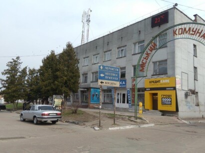 Чернігівська обл., м. Ніжин, вул. Московська, 5-А. Оренда приміщення 1-го поверху
