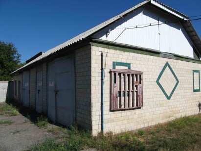 Полтавська обл., Полтавський р-н., смт. Диканька, вул. Полтавська, 29. Оренда – комплекс будівель площею 192,70 кв.м. (В)