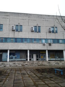 Дніпропетровська обл., м. Вільногірськ, бул. Миру, 12. Оренда – приміщення 1-го поверху площею 57,80 кв.м.(В)